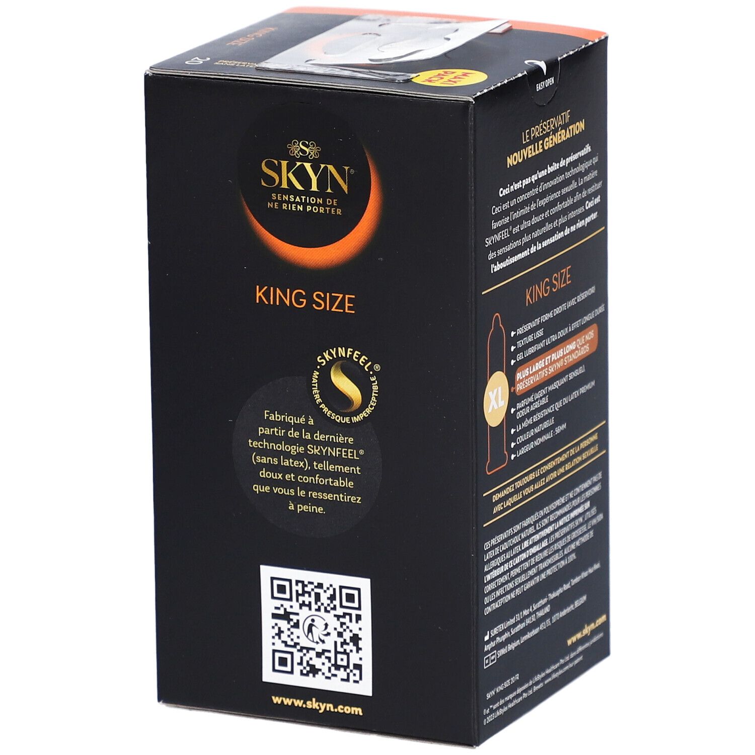 Boîte noire SKYN. Texte: KING SIZE. Logo SKYNFEEL. Code QR.