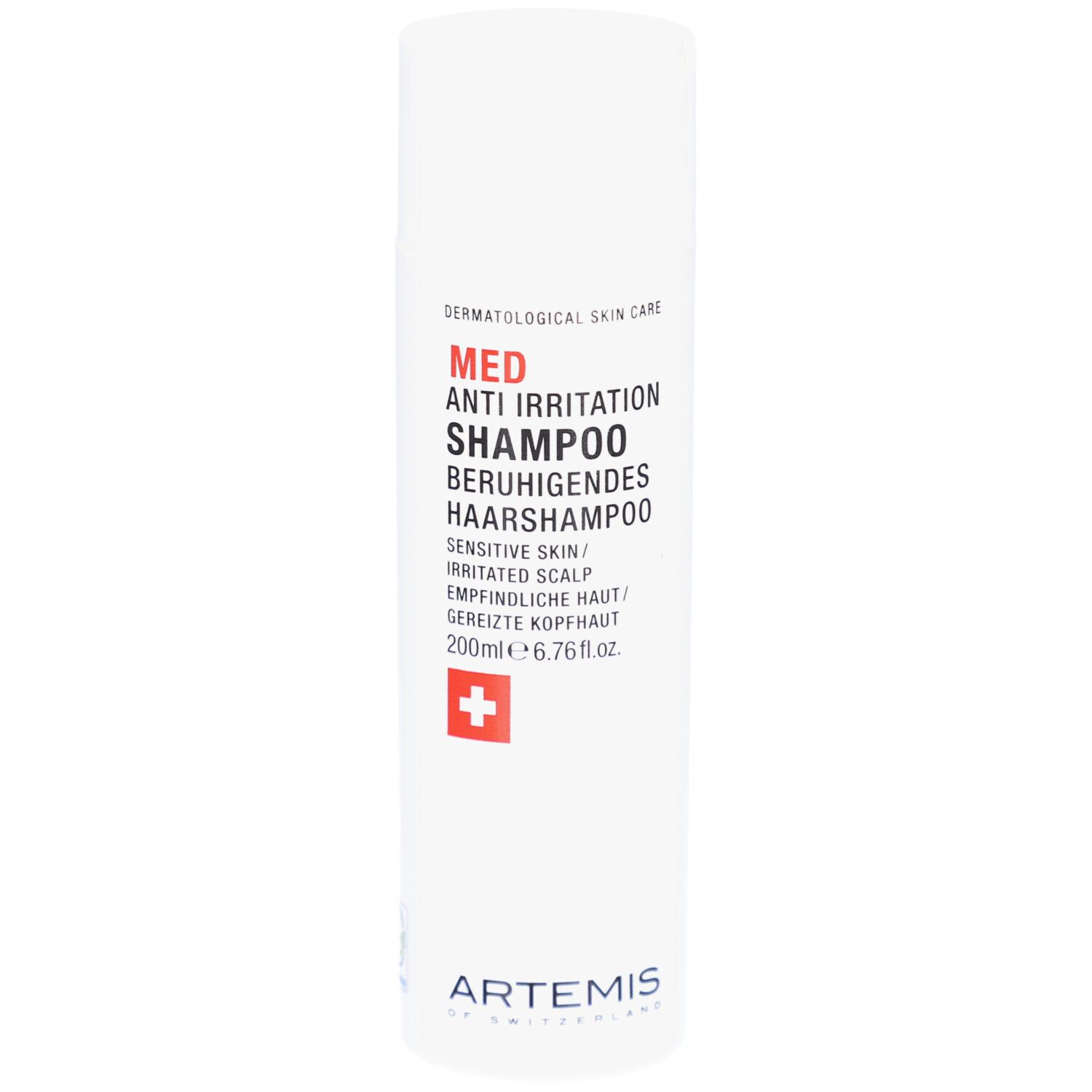 Weiße Shampoo-Flasche mit roter und schwarzer Schrift. Text: MED Anti Irritation Shampoo. Schweizer Kreuz. Marke: ARTEMIS.