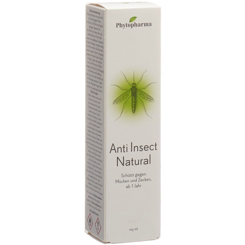 Weiße Schachtel mit Produktnamen und Insektenabbildung. Text: Anti Insect Natural. Marke: Phytopharma.