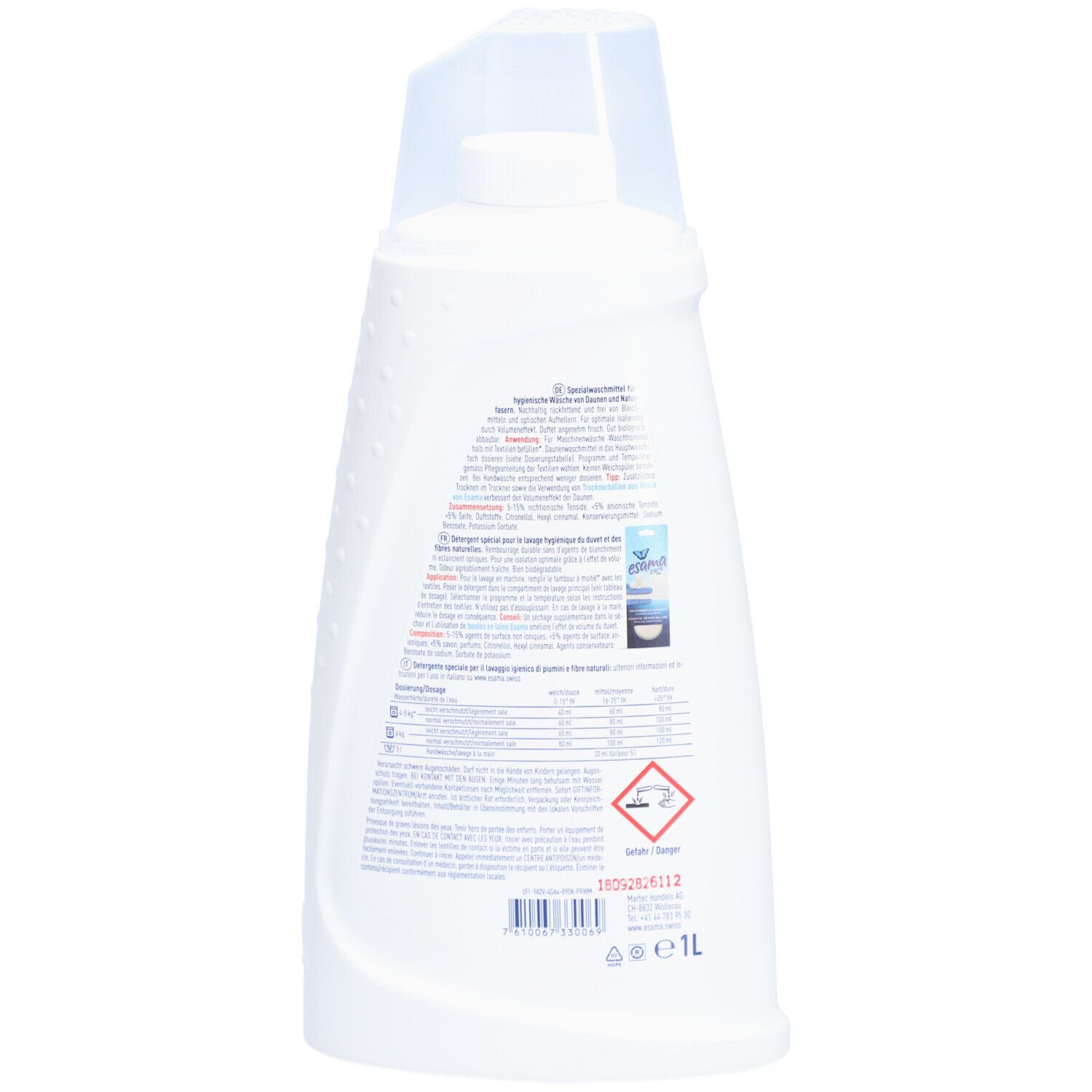Rückseite einer weißen Flasche. Text und Symbole. Gefahrensymbol. 1L.