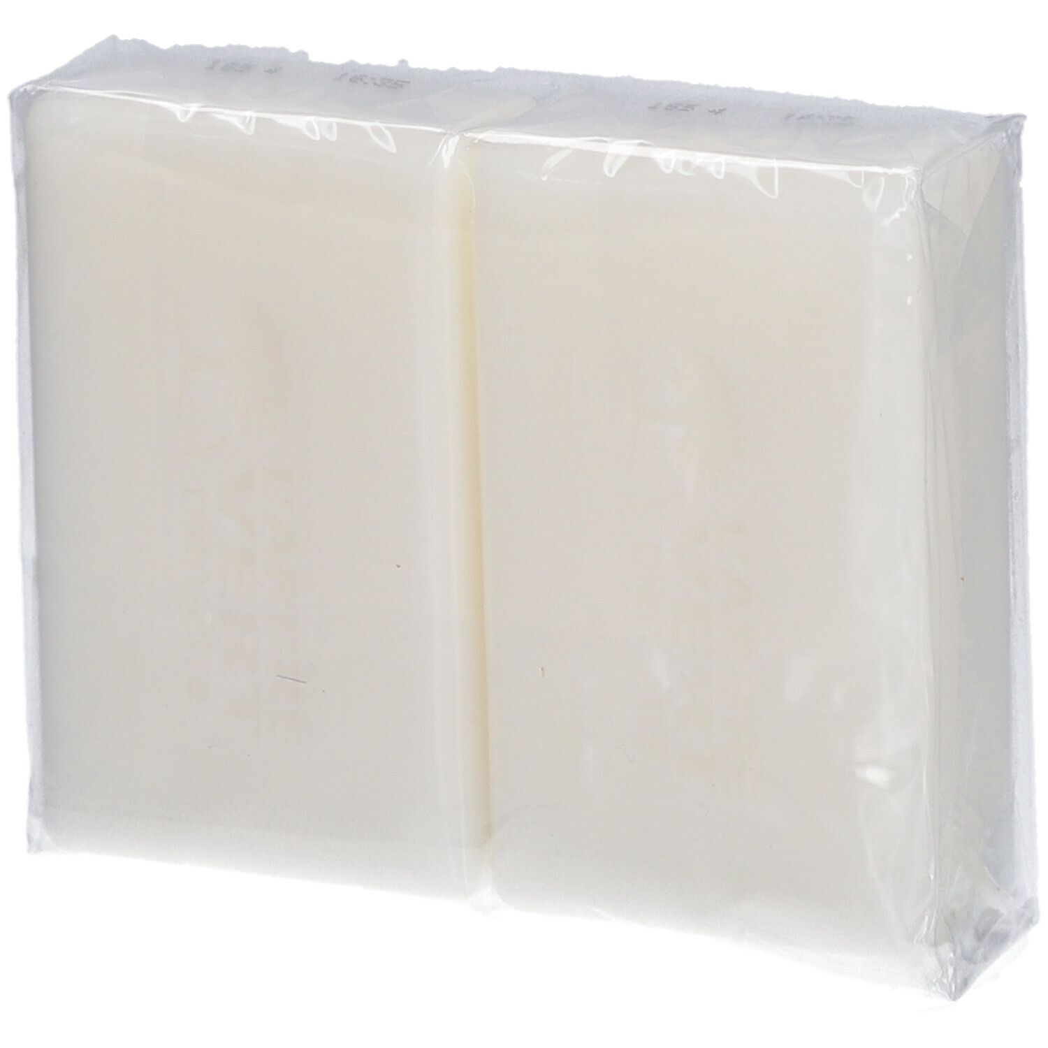 Zwei Seifenstücke in transparenter Verpackung. Sichtbar: L'ARBRE VERT, Savon doux, Peaux Sensibles.