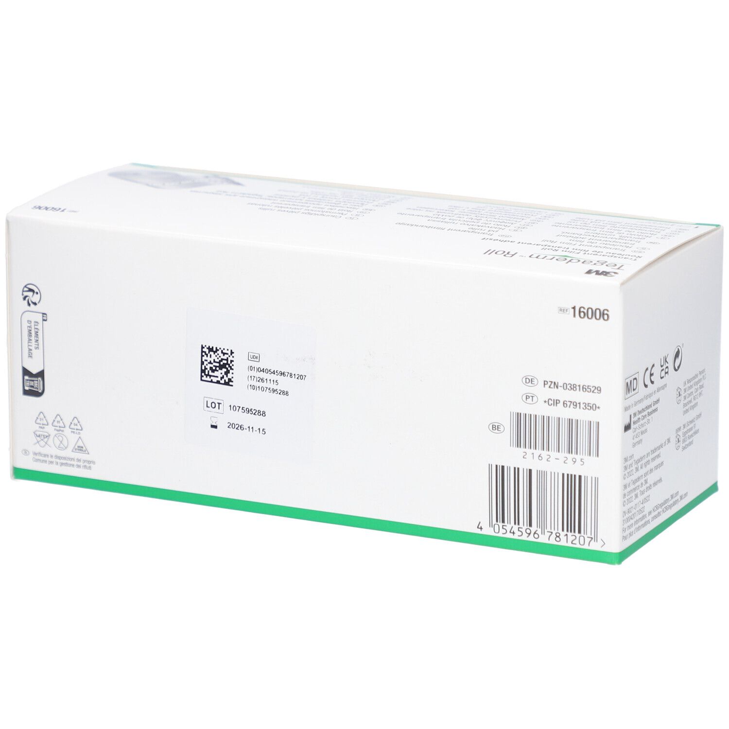 Boîte blanche avec détails verts. Inscription: 3M Tegaderm Roll. Code-barres et numéro de lot. Numéro de produit 16006.