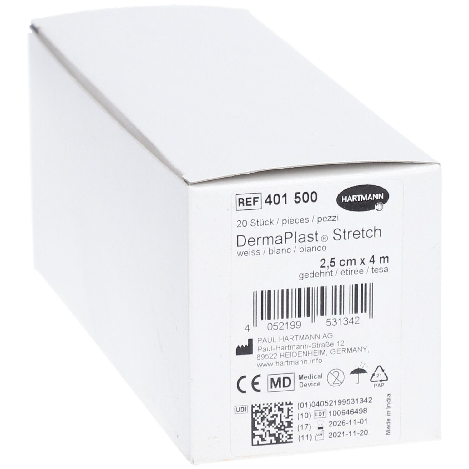 Weiße Verpackung von HARTMANN Dermaplast® Stretch Gazebinde. Aufdrucke: REF 401 500, 20 Stück, 2,5 cm x 4 m, Hartmann Logo, Barcode, CE-Kennzeichnung.
