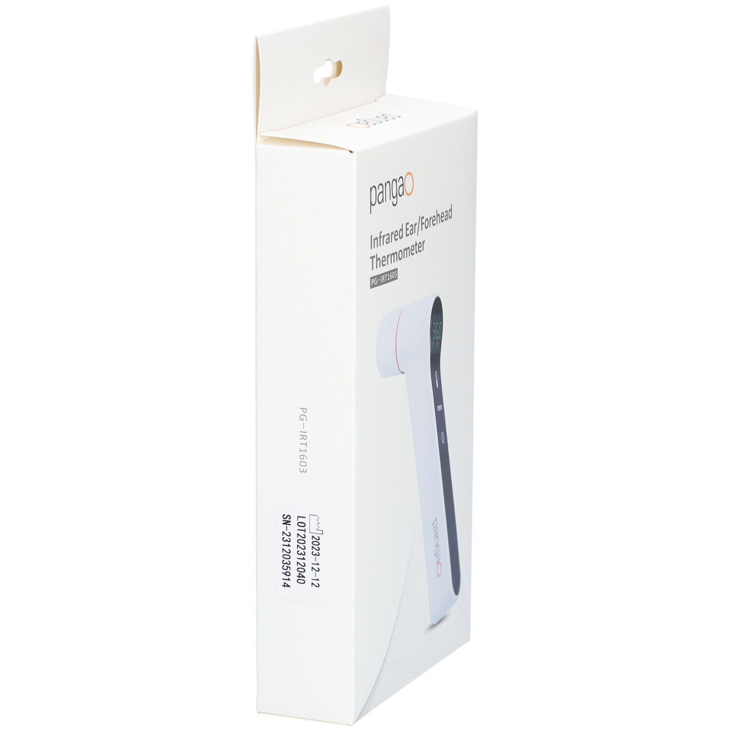 Weiße Verpackung, Seitenansicht. Marke: Pangao. Text: Infrarot Ohr-/Stirnthermometer. Produktionsdatum und Chargennummer.