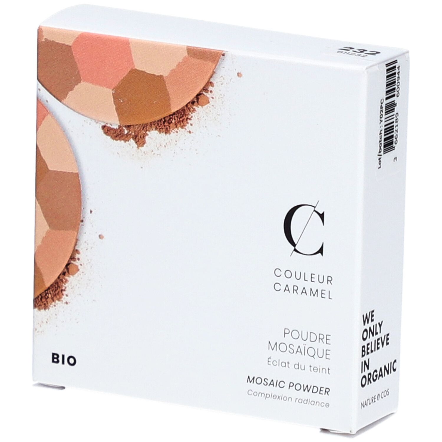 Weiße Verpackung mit Mosaikpuder. Marke COULEUR CARAMEL, BIO-Logo. Nummer 232. Text: Poudre Mosaïque, Eclat du teint, Mosaic Powder.