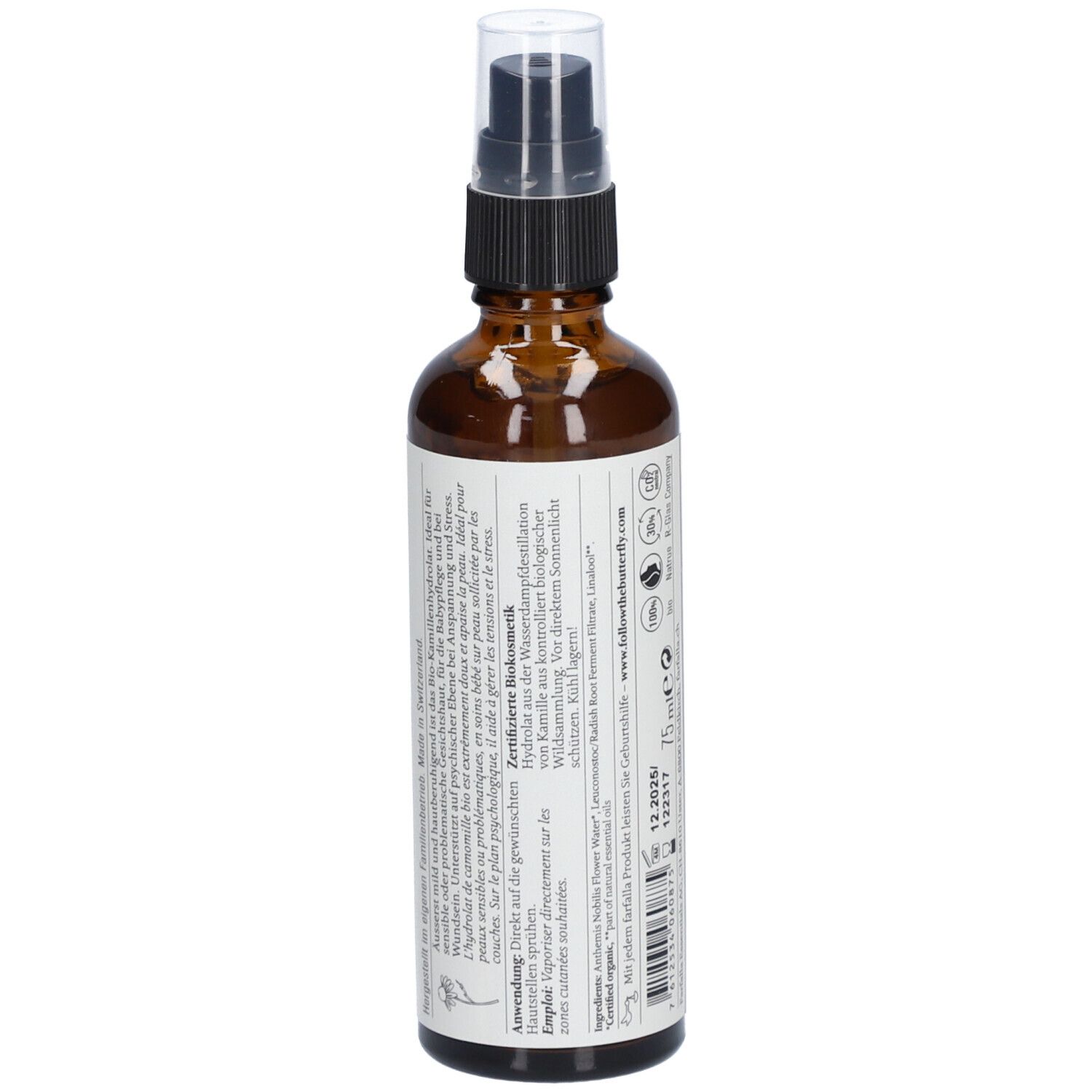 Braune Glasflasche, Seitenansicht. Etikett mit Text und Logos.