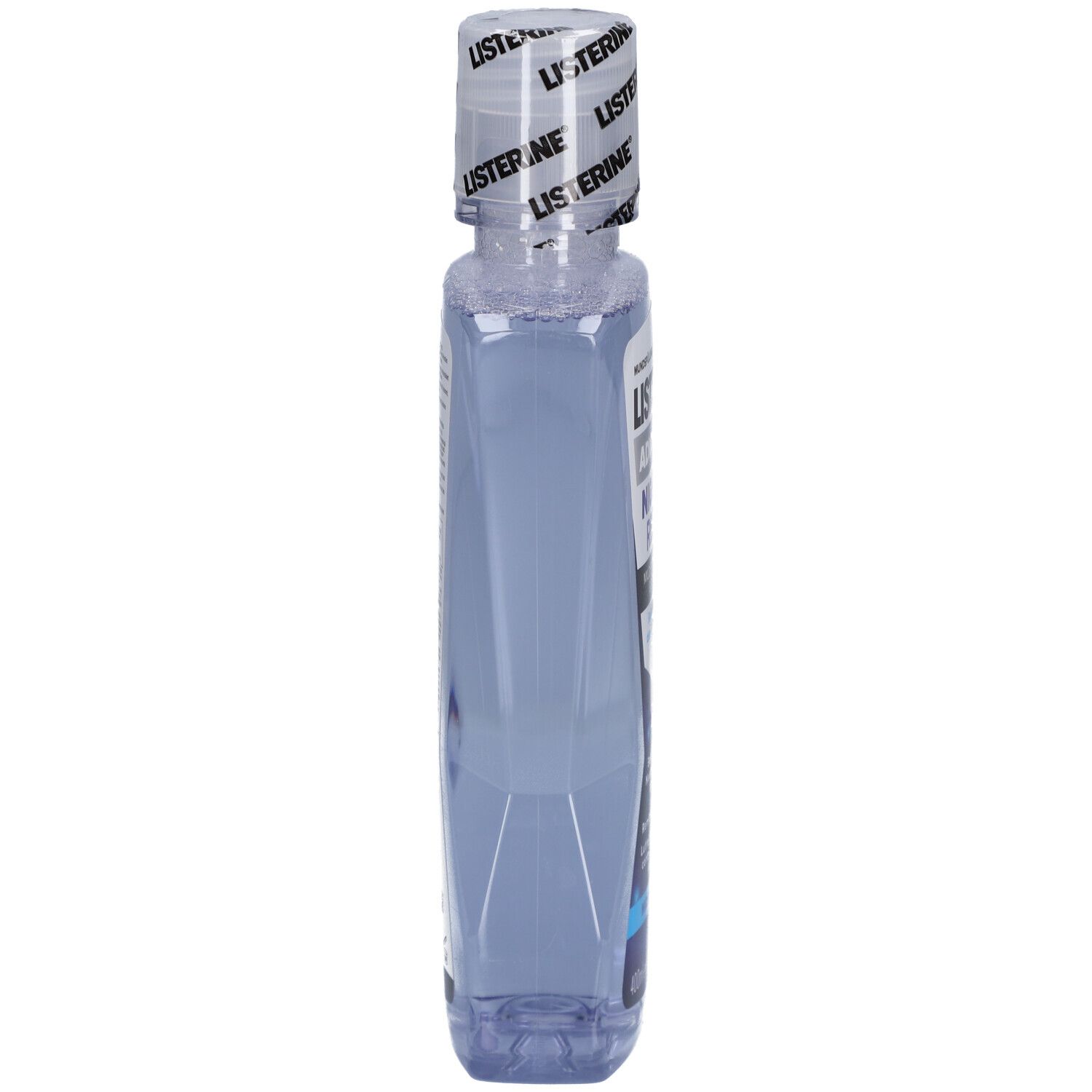 Listerine Advanced Nightly Reset Mundspülung. Flasche mit blauem Inhalt. Blick von der Seite. Verschluss mit Listerine-Schriftzug.