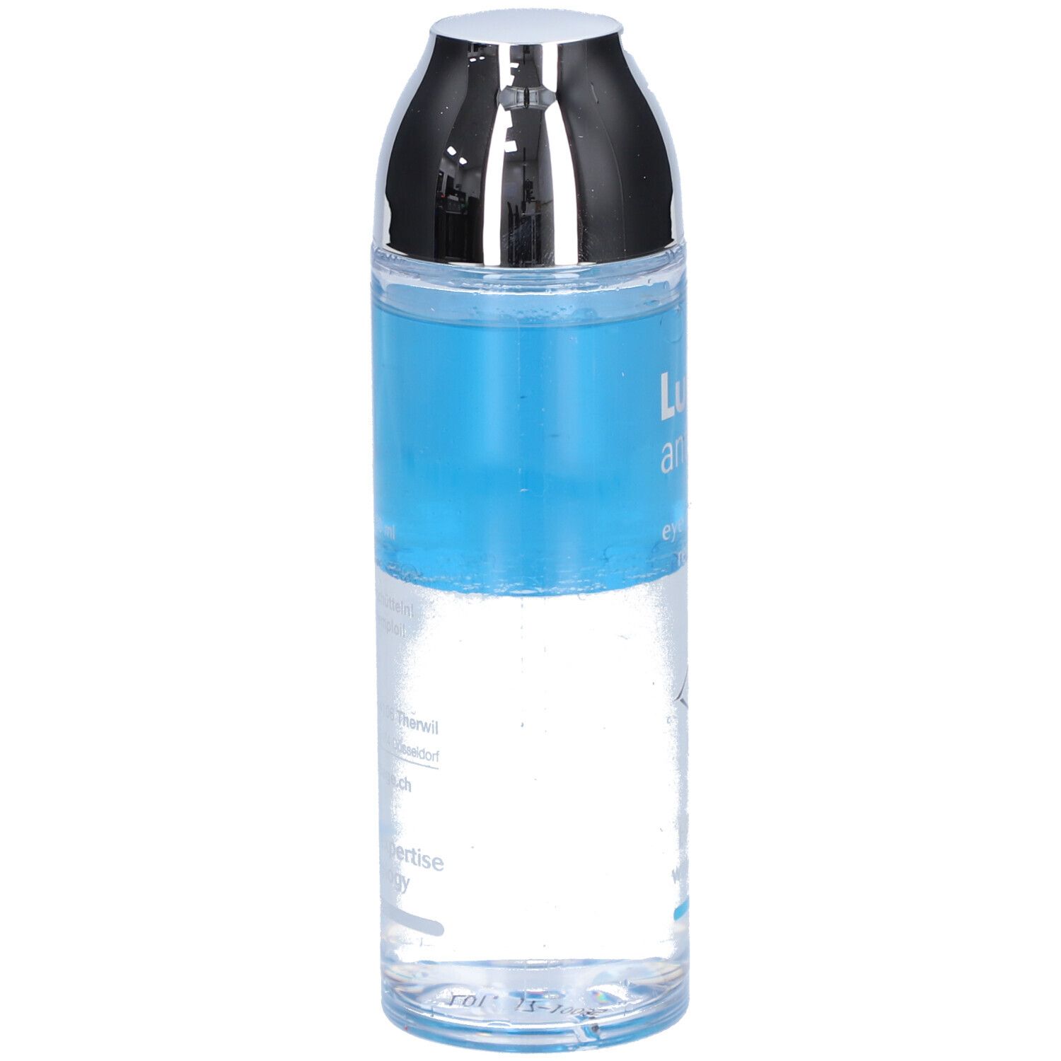 Augen-Make-up-Entferner. Flasche mit blauem und klarem Inhalt. Silberner Deckel. Vertikale Ansicht.