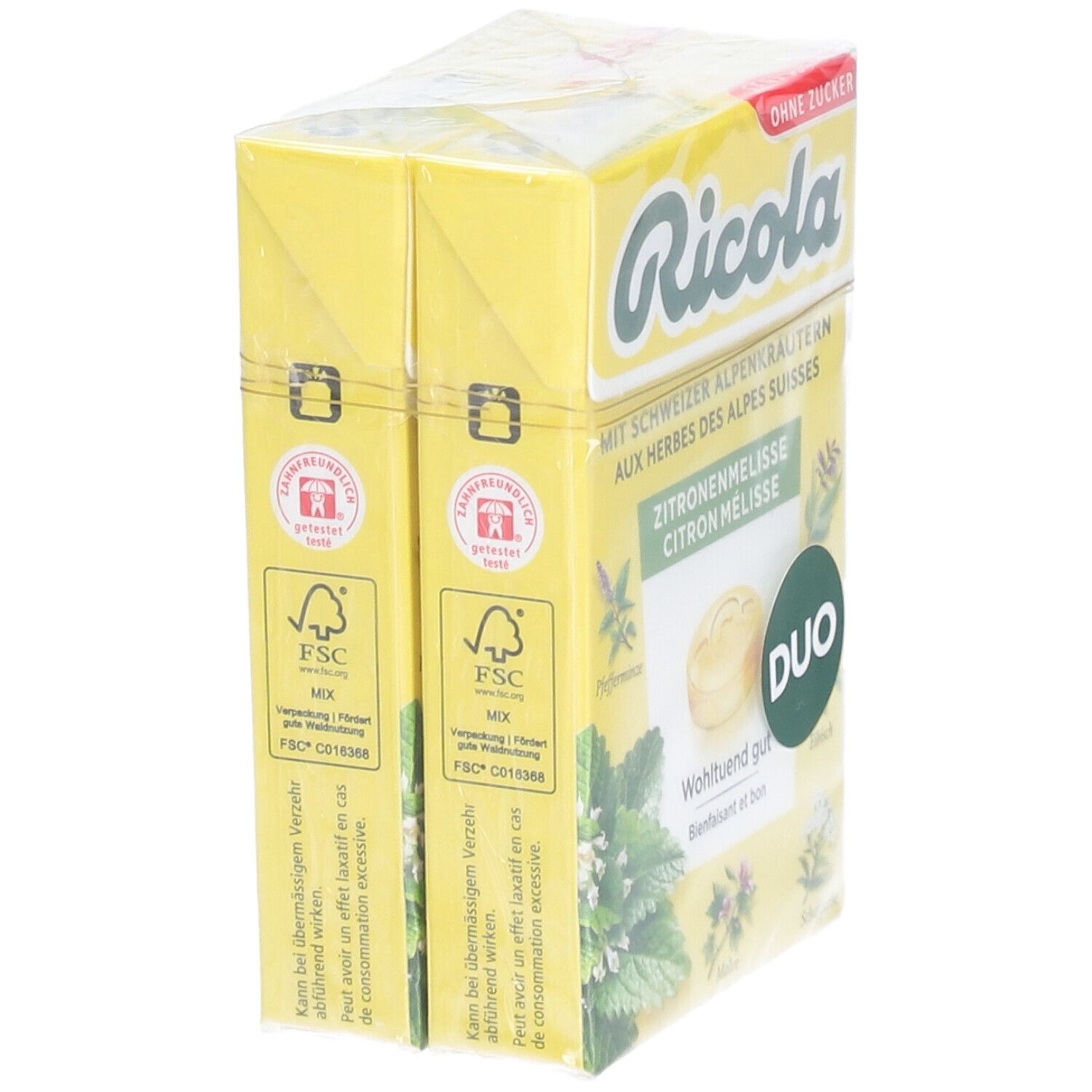 Zwei gelbe Duo-Packungen Ricola-Bonbons, in Folie verpackt. FSC-Siegel auf der Seite. Aufdruck: Zitronenmelisse, Kräuter, ohne Zucker.