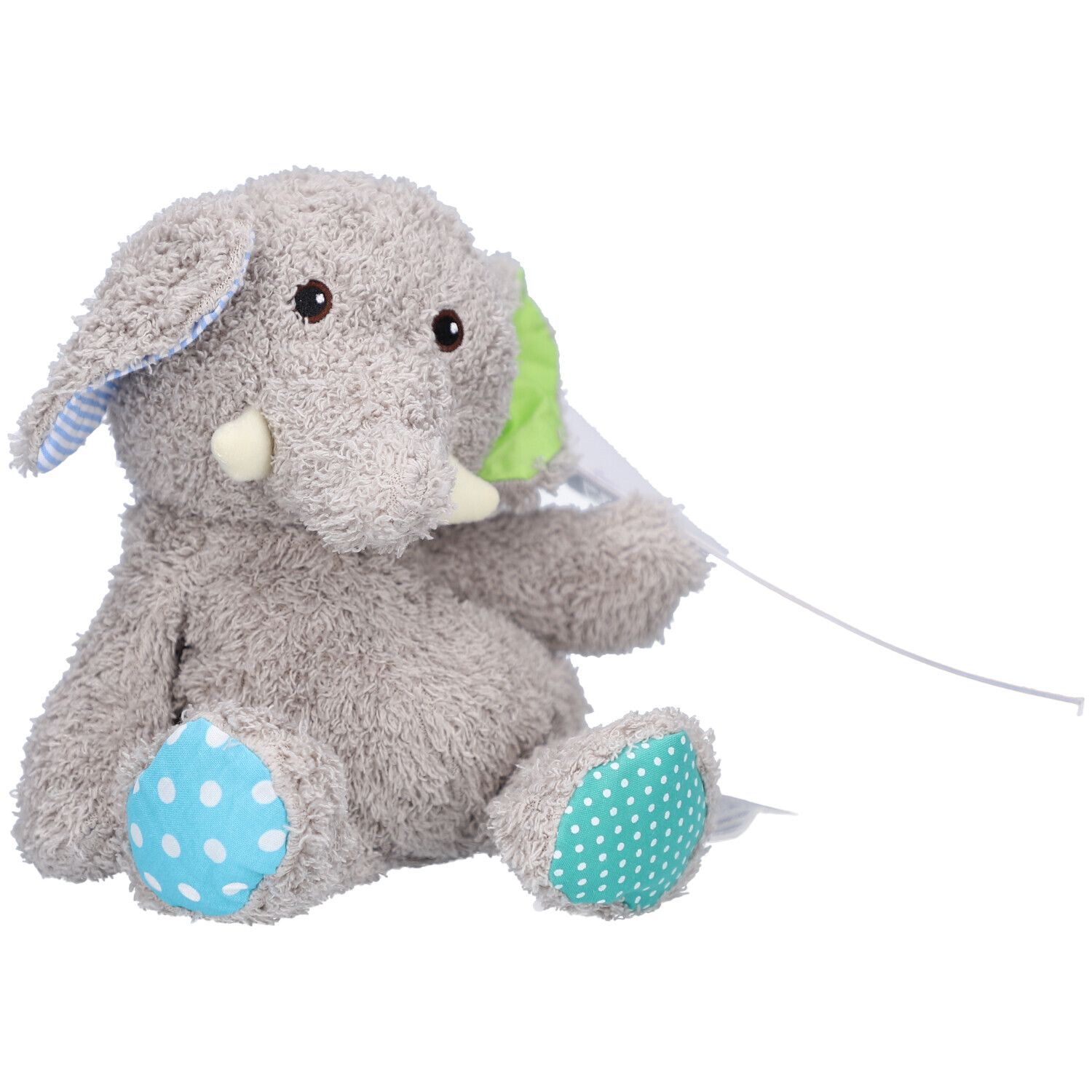 Grauer Stoffelefant mit blauen und grünen Akzenten. Anhänger. Sitzende Position.