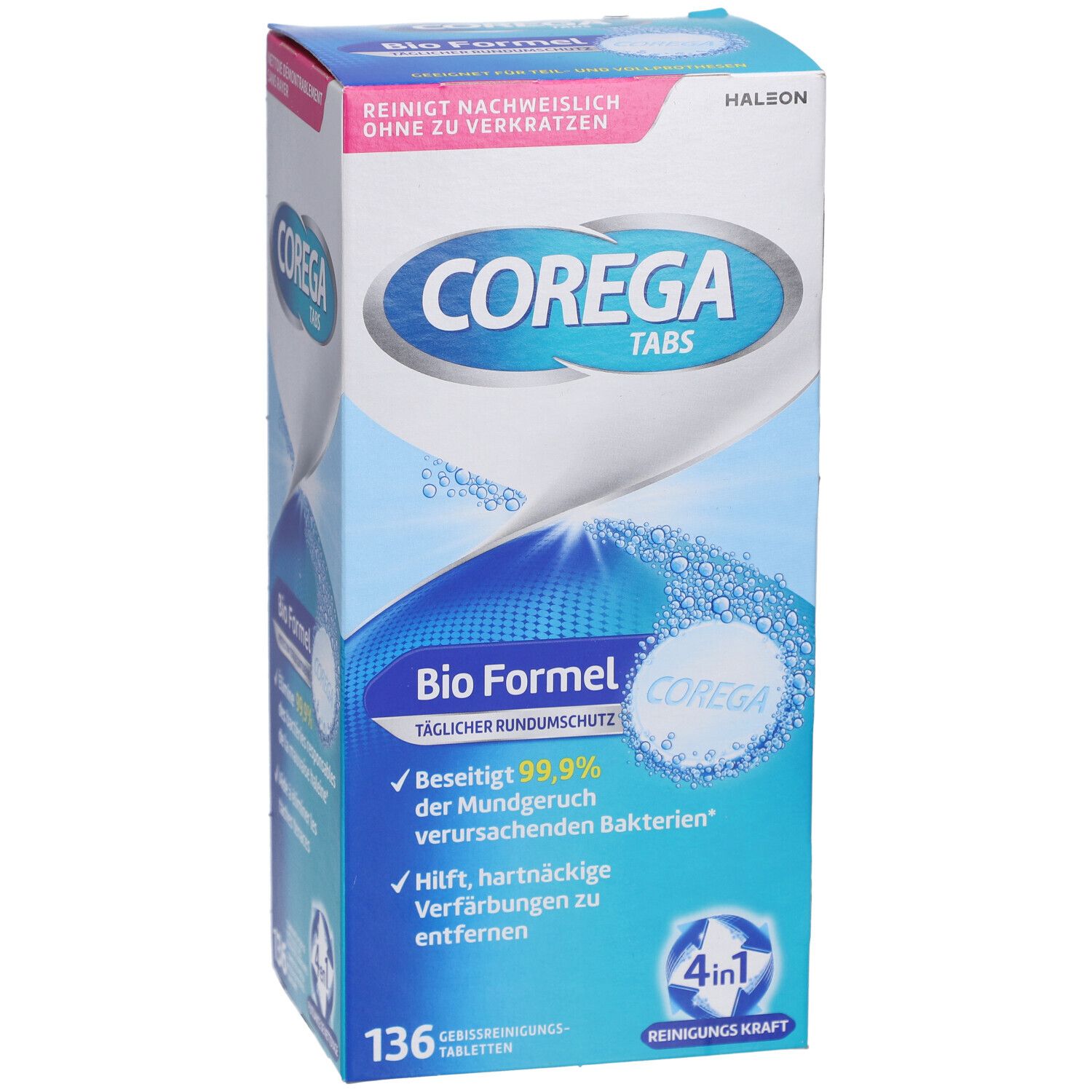 Corega Tabs Bio Formel Packung, leicht schräg. Enthält 136 Reinigungstabletten. Blaue und weiße Verpackung mit Produktnamen.