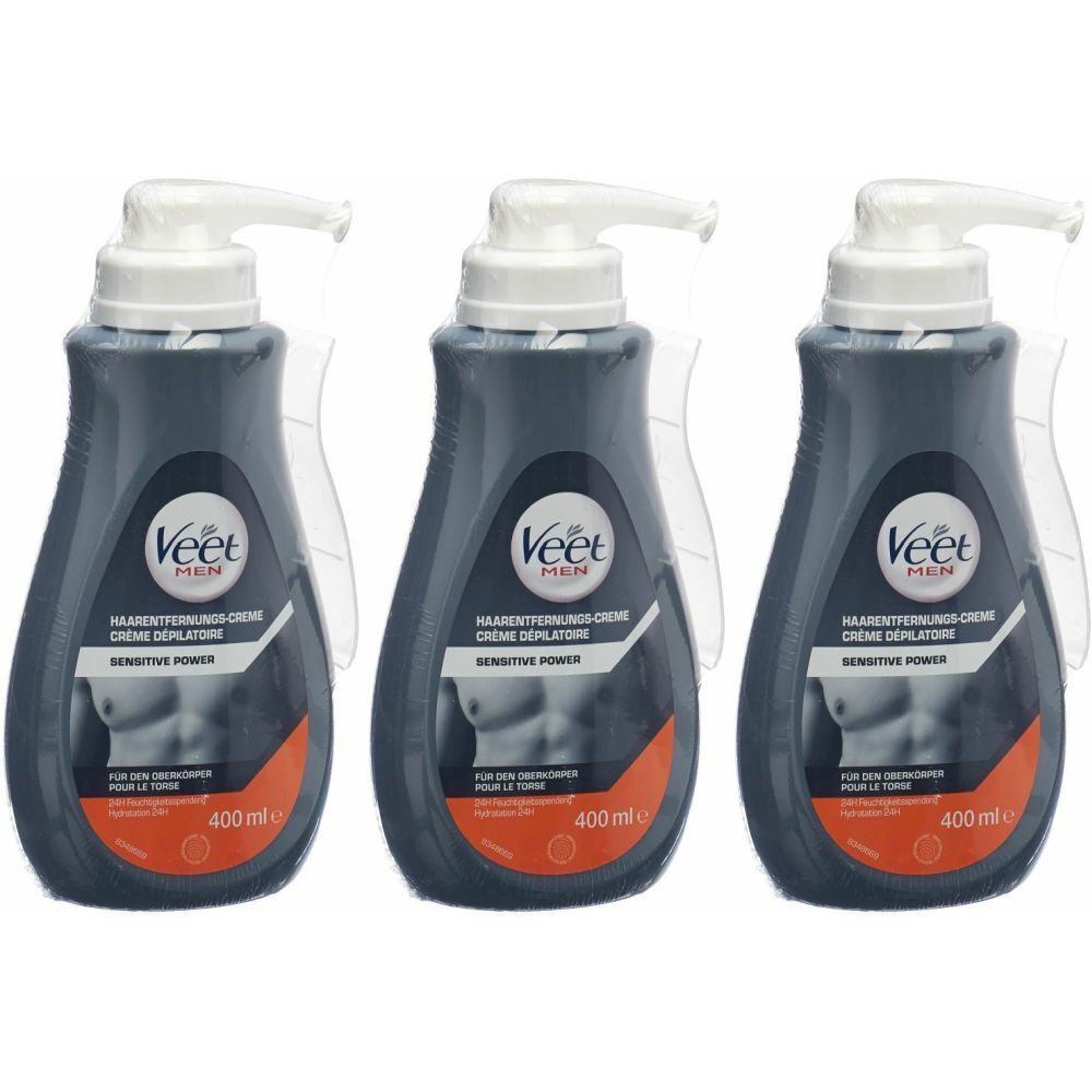 Drei Flaschen VEET Men Enthaarungscreme Sensitive Power. Graue Flaschen mit weißem Pumpkopf und transparentem Griff. Text: Sensitive Power, 400 ml.