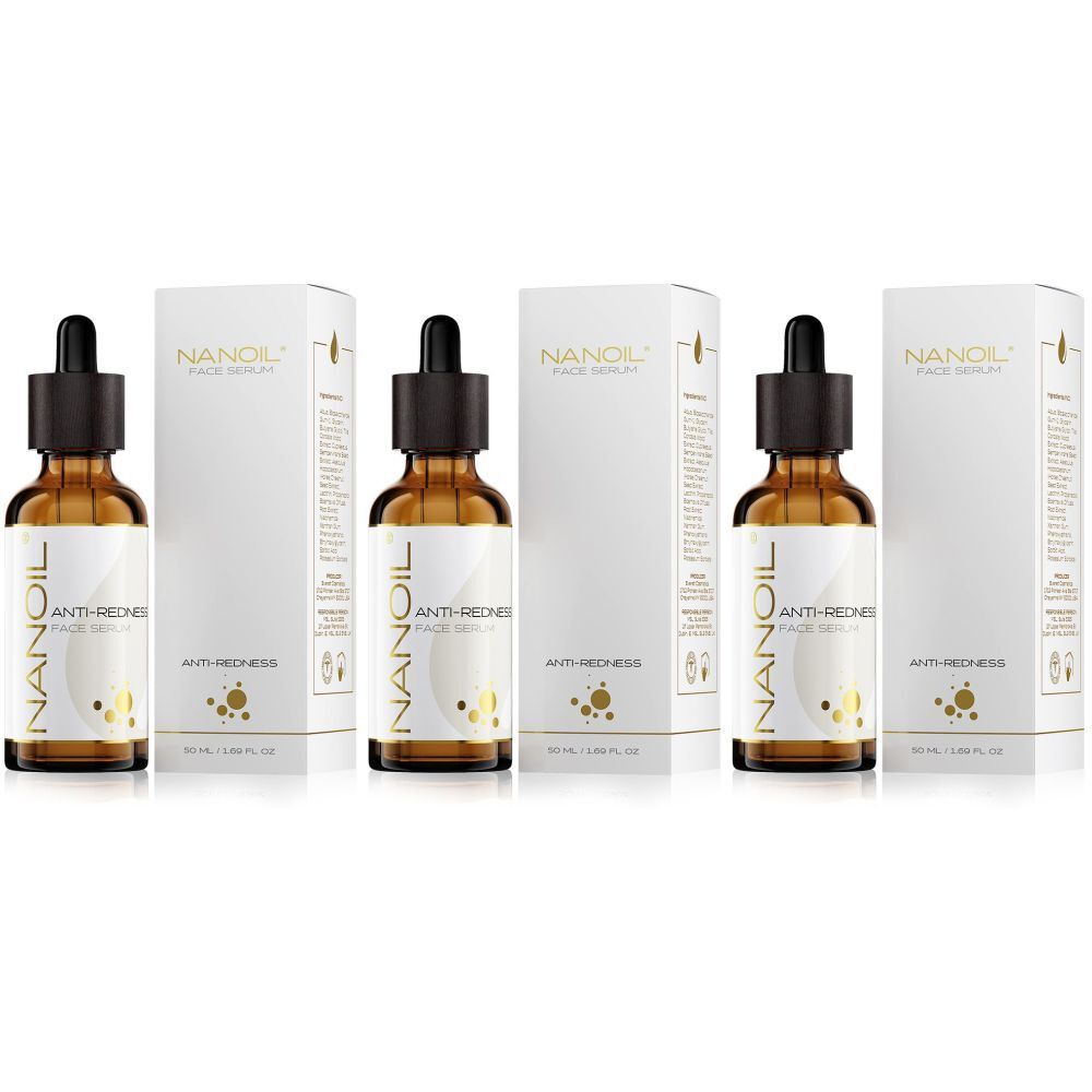 Drei Flaschen Serum mit Pipette und Verpackung. Auf den Flaschen steht "NANOIL ANTI-RÖTUNGEN FACE SERUM".