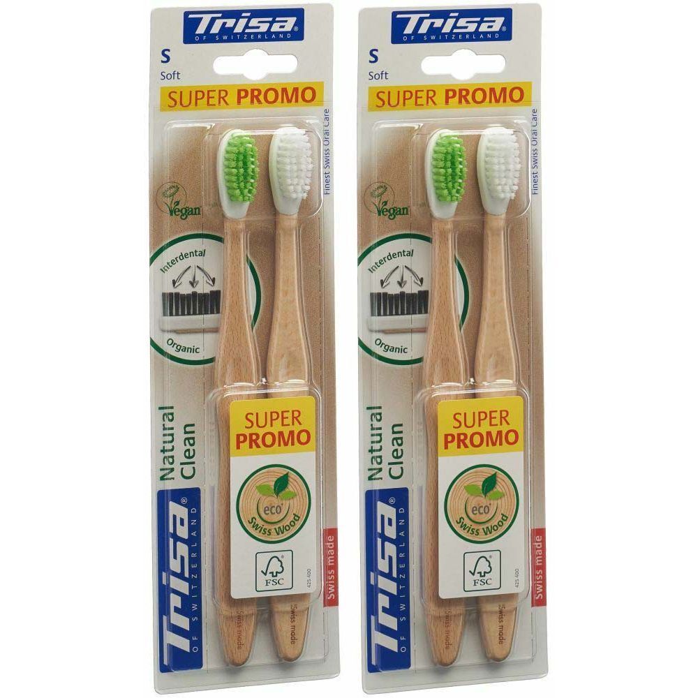 Zwei Zahnbürsten in Verpackung. Marke Trisa, "Natural Clean". Grüne und weiße Borsten. "Super Promo" Aufkleber.