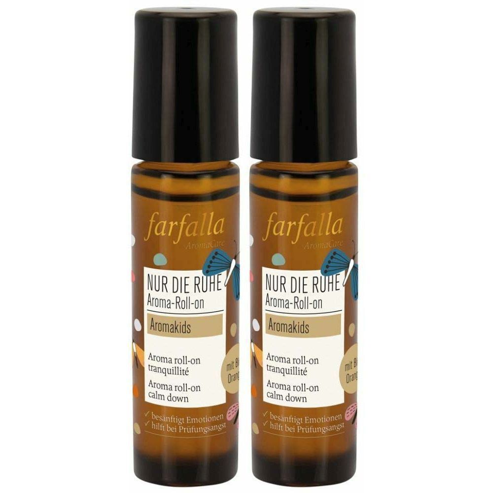 Deux roll-ons aromatiques avec bouchons noirs. Inscription : farfalla, NUR DIE RUHE, Aroma-Roll-on, Aromakids. Texte : Aroma roll-on tranquillité, calm down.