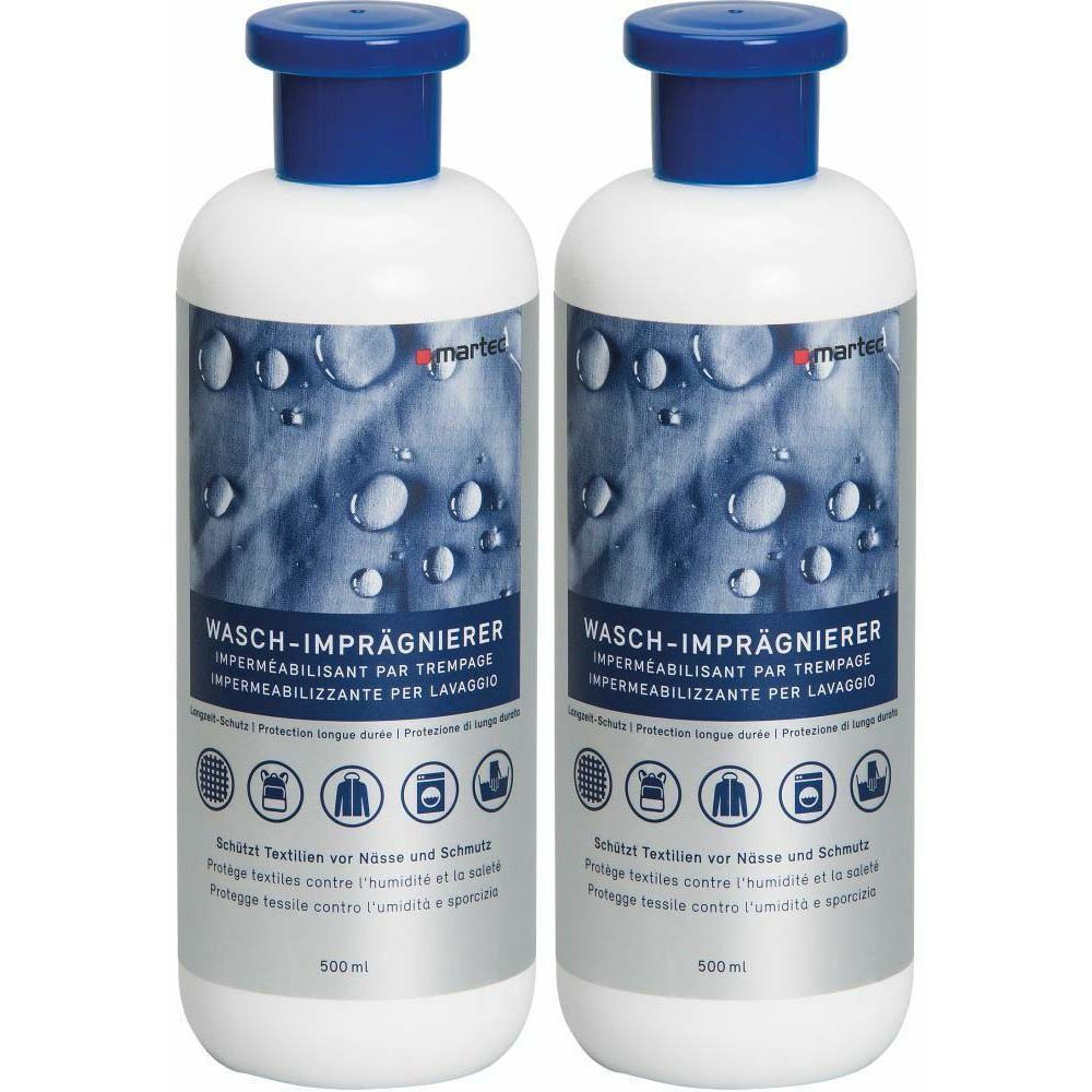 Zwei weiße Flaschen mit blauem Deckel. Aufschrift: Wasch-Imprägnierer. Marke: martec. 500ml.