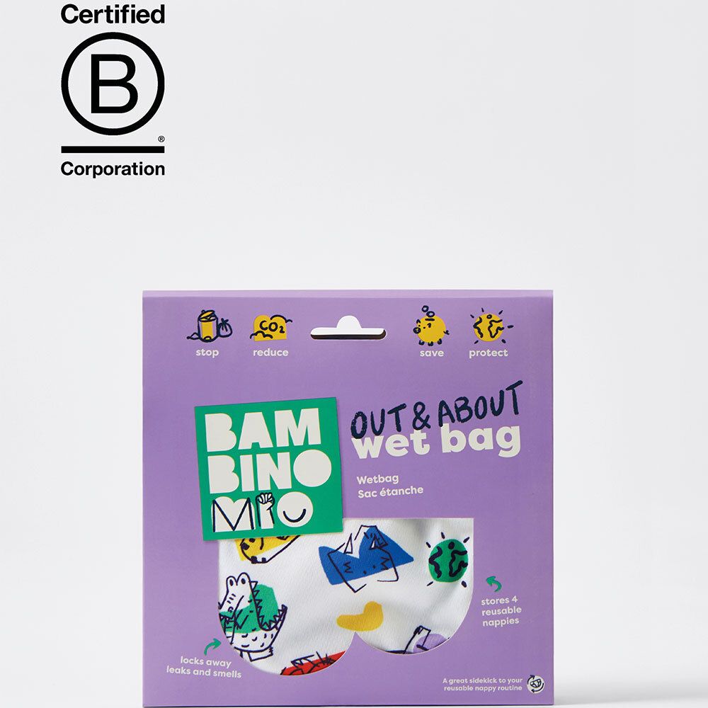 Verpackung mit Produktnamen BAMBINO MIO, Wet Bag. B Corp-Zertifizierung.