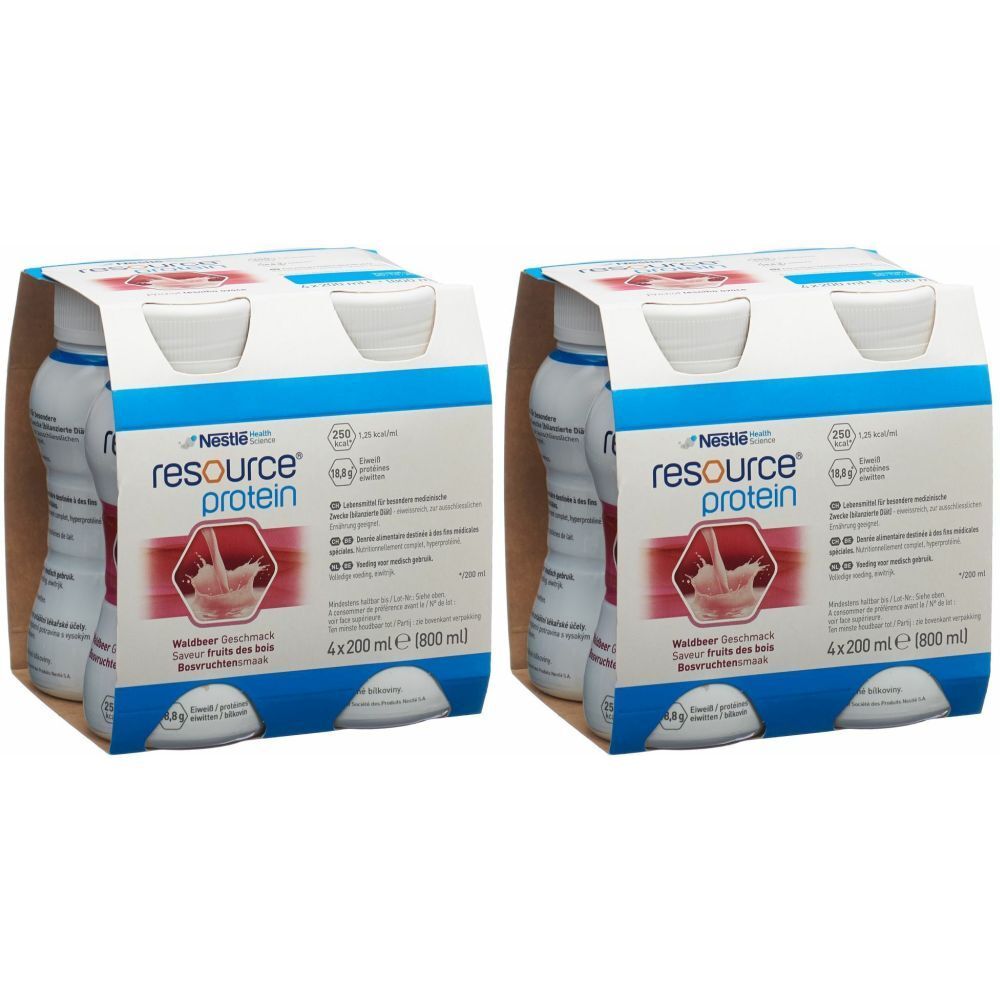 Zwei Packungen NESTLE RESOURCE® Protein-Drink Waldfrüchte. Jede Packung enthält vier Flaschen. Aufdrucke: Marke, Produktname, Geschmacksrichtung, Menge.