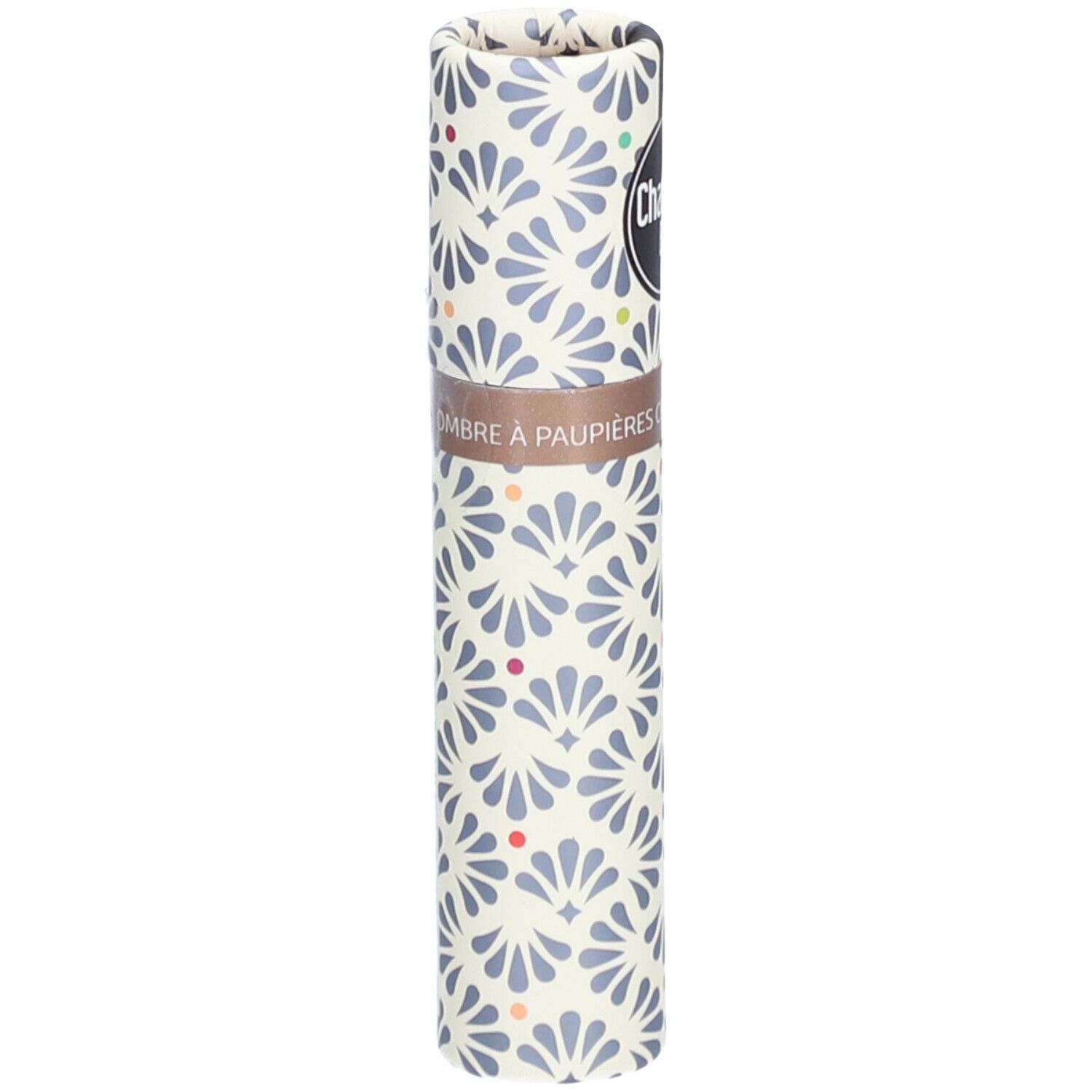 Emballage cylindrique à motifs floraux. Texte: OMBRE A PAUPIERES. Produit: L'ombre d'epaupaupières liquide BIO. Logo Charlotte Bio.