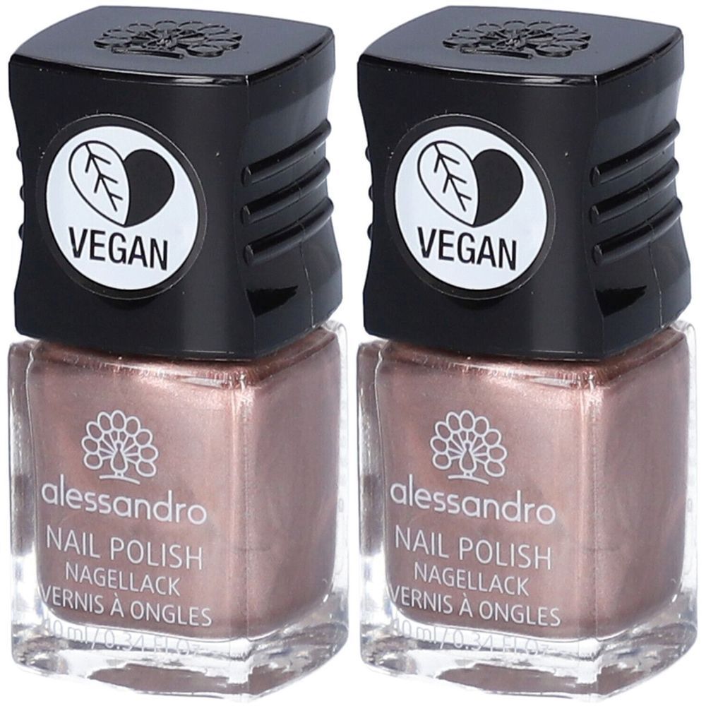 Deux flacons de vernis à ongles brun métallisé. Bouchon noir avec logo Vegan. Marque : alessandro. Inscription : Nail Polish, Nagellack, Vernis à Ongles.