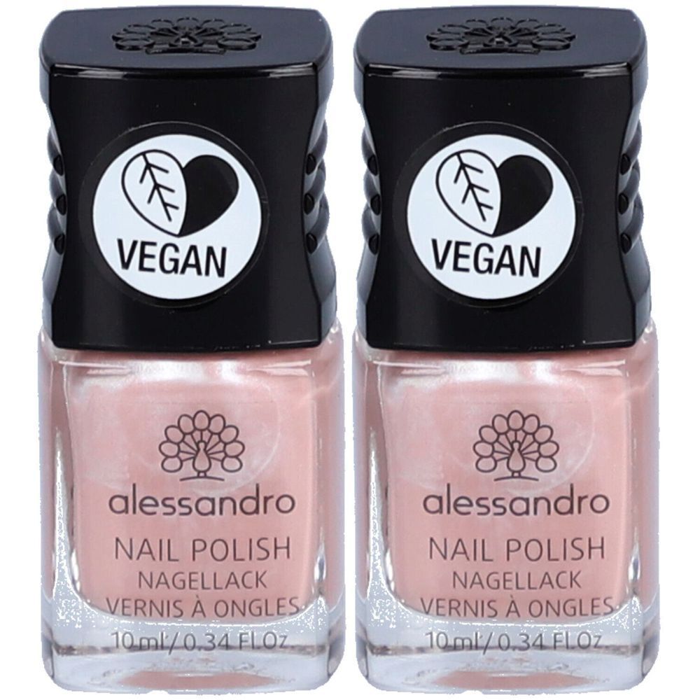 Zwei Flaschen Nagellack. Rosa Farbton, schwarzer Deckel mit Vegan-Logo. Marke: alessandro. Aufschrift: Nail Polish, Nagellack, Vernis à Ongles.