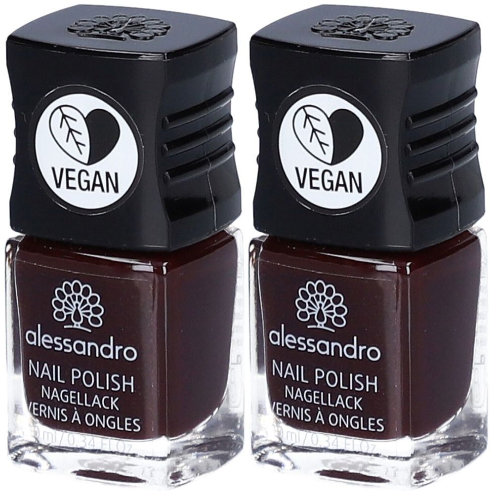 Zwei Flakons Nagellack, dunkelrotbraun. Schwarze Kappen mit Vegan-Logo. Marke: alessandro. Aufschrift: Nail Polish, Nagellack, Vernis à Ongles.