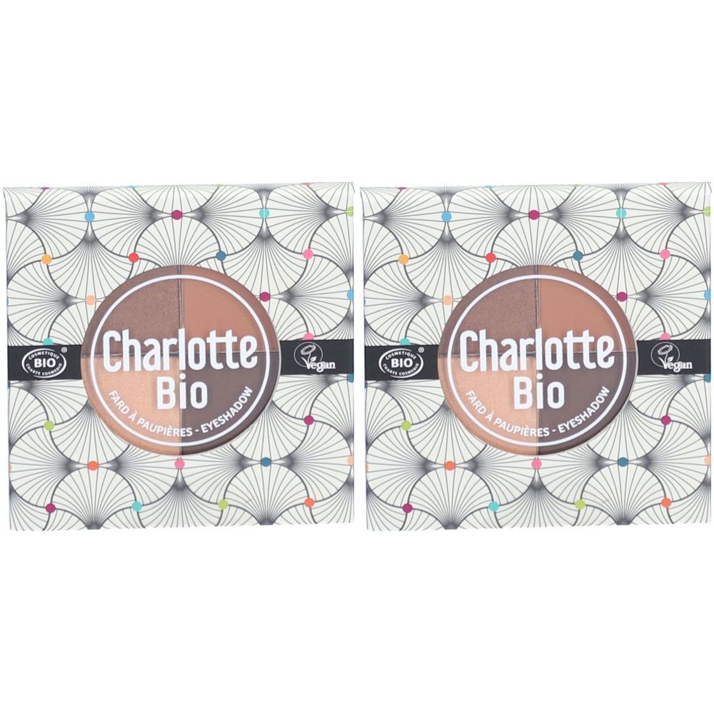 Zwei Charlotte Bio Lidschatten-Paletten. Jede Palette enthält vier Farben in Nude-Brauntönen. Vegan-Siegel und Bio-Zertifizierung.