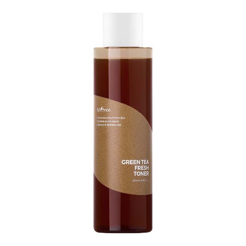 Braune Flasche mit weißem Deckel. Aufschrift: Green Tea Fresh Toner. Marke: Isntree.