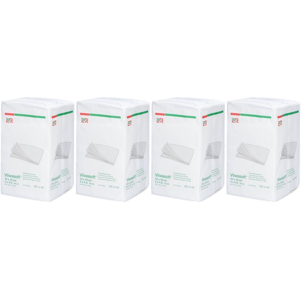 Quatre paquets de compresses non tissées. Emballage blanc avec ligne verte et rouge et informations sur le produit. Compresses non tissées visibles.