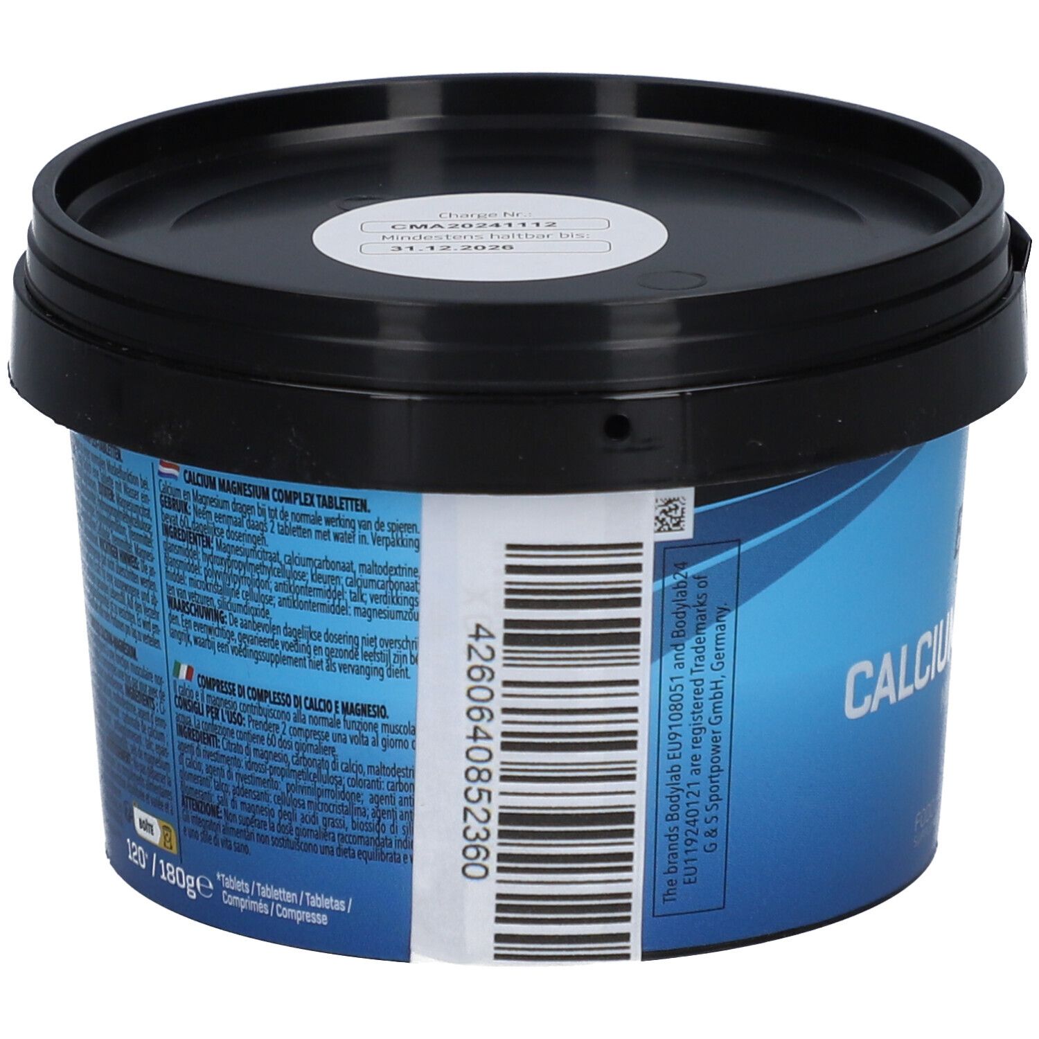 Récipient bleu avec couvercle noir. Dos avec texte et code-barres. Inscription : Comprimés de complexe calcium magnésium.