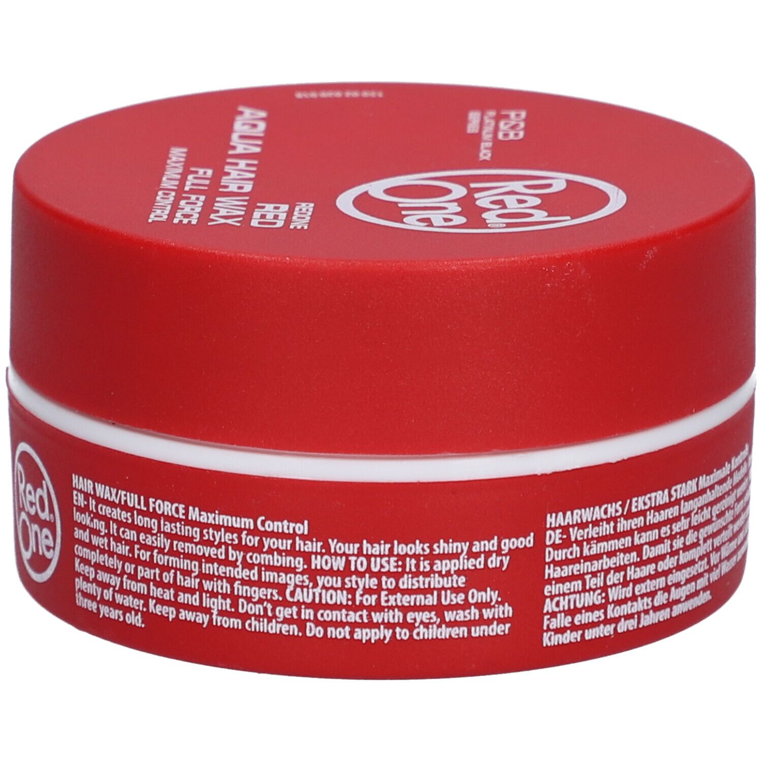 Rote Dose mit weißem Rand. Aufschrift: Red One Aqua Hair Wax Full Force. Logo: Red One. Text in Deutsch und Englisch.
