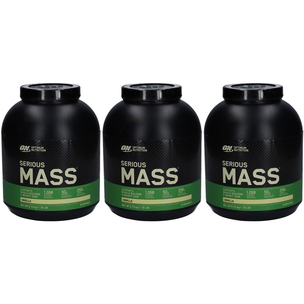 Drei schwarze Behälter mit dem Aufdruck "Serious Mass" und "Vanille". Grüne und weiße Schrift.