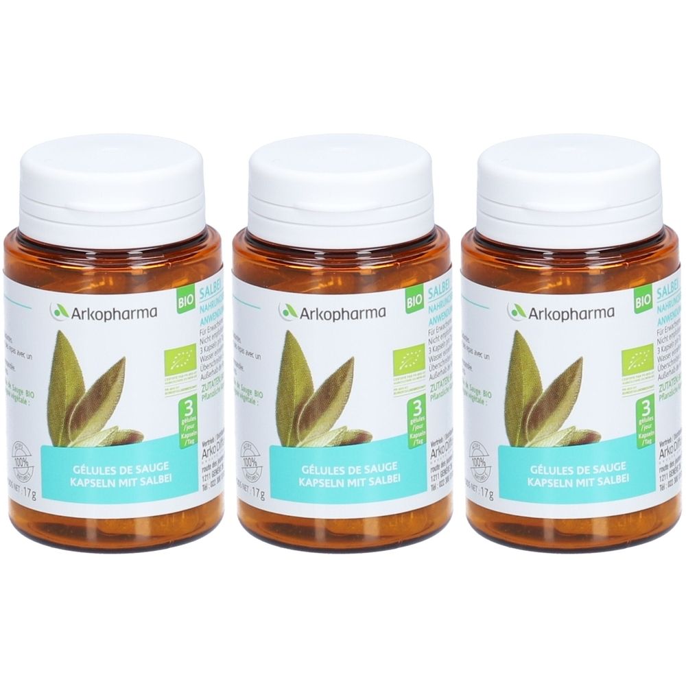 Trois flacons en plastique brun avec des couvercles blancs. Étiquettes avec Arkopharma, Gélules de Sauge, Kapseln mit Salbei et un label bio.