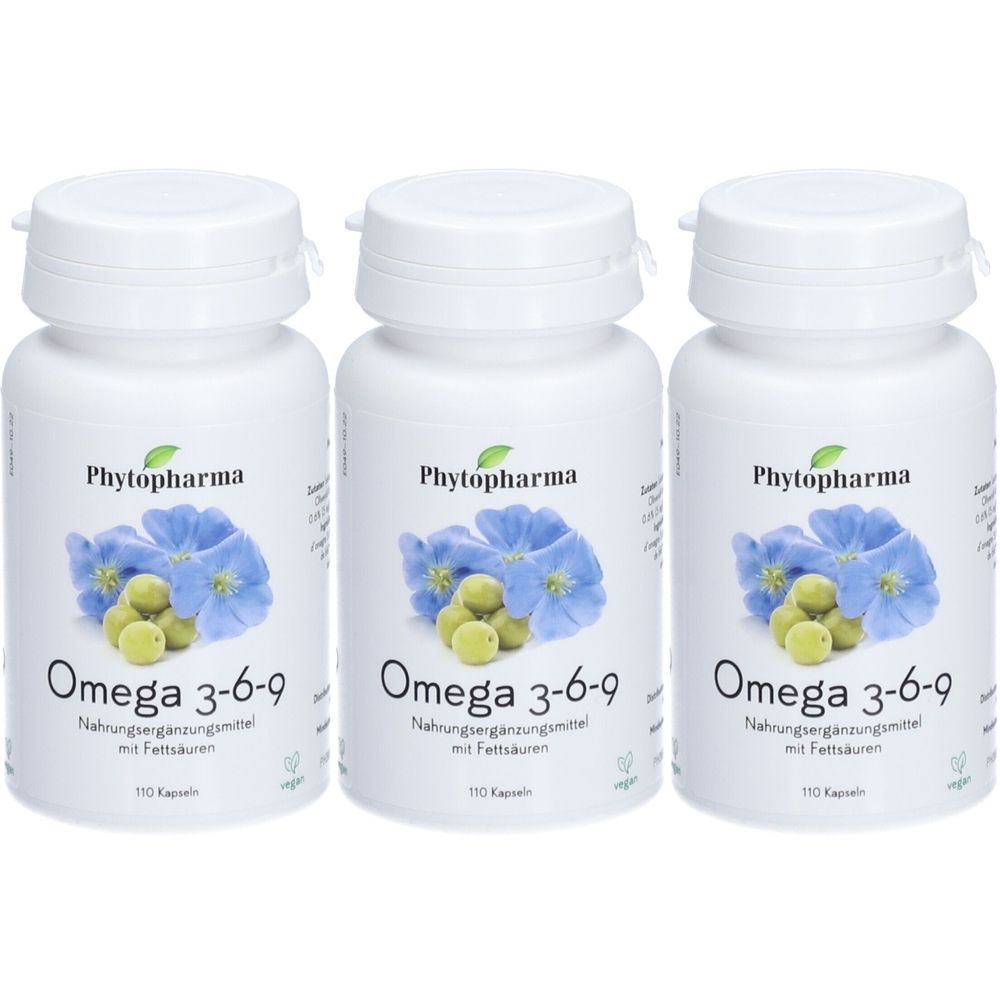 Drei weiße Flaschen mit Kapseln. Auf jeder Flasche steht "Phytopharma Omega 3-6-9". Abbildung von Blumen und Früchten.