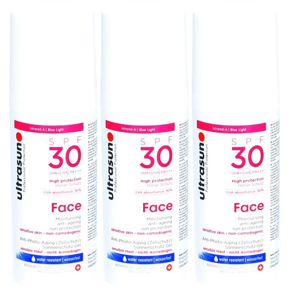 Drei weiße Flaschen mit roter und schwarzer Schrift. Auf jeder Flasche steht "SPF 30 Face" und "ultrasun".
