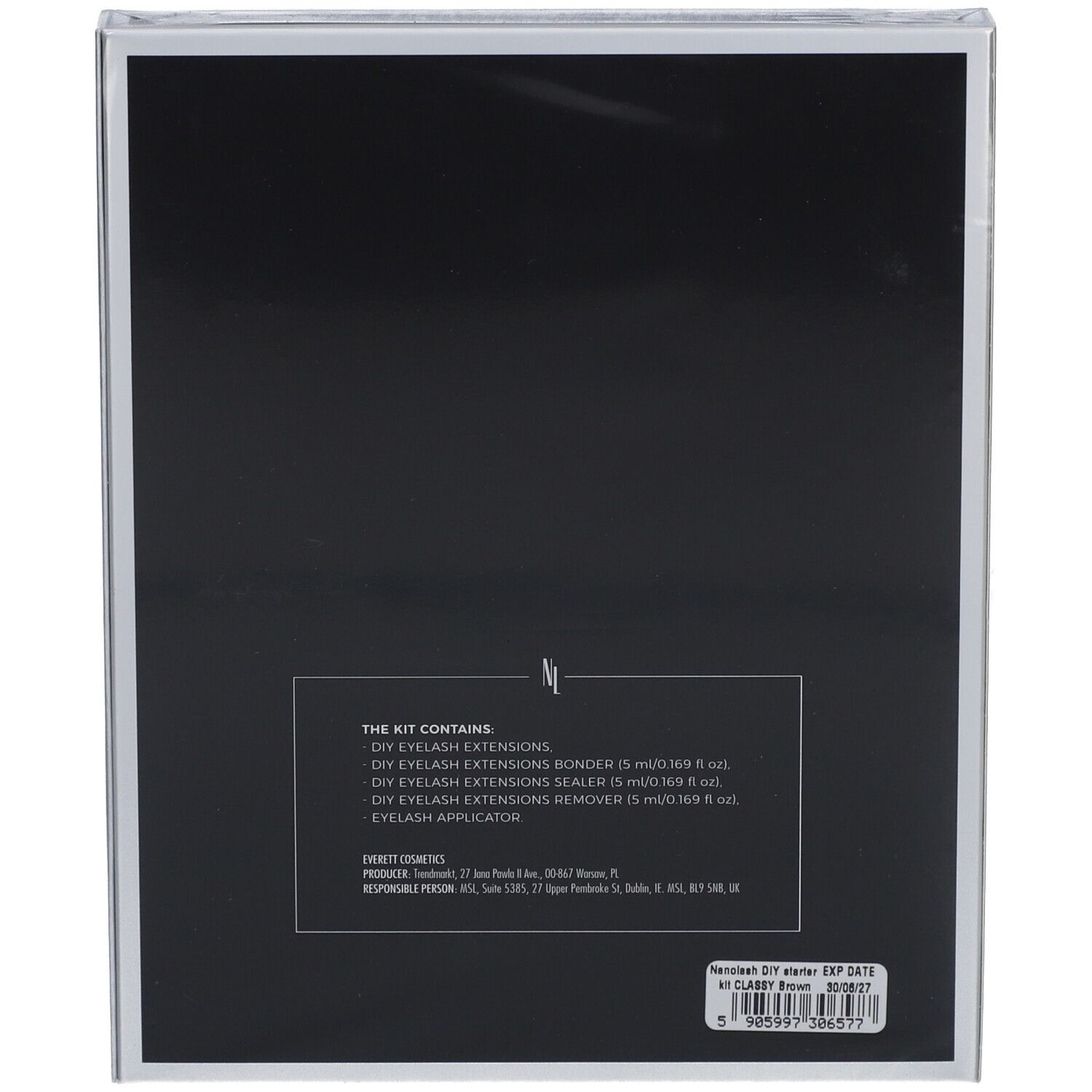 Rückseite des NANOLASH® DIY Wimpernverlängerung Starter Kits. Enthält: Wimpern, Kleber, Versiegler, Entferner, Applikator. Text: THE KIT CONTAINS.