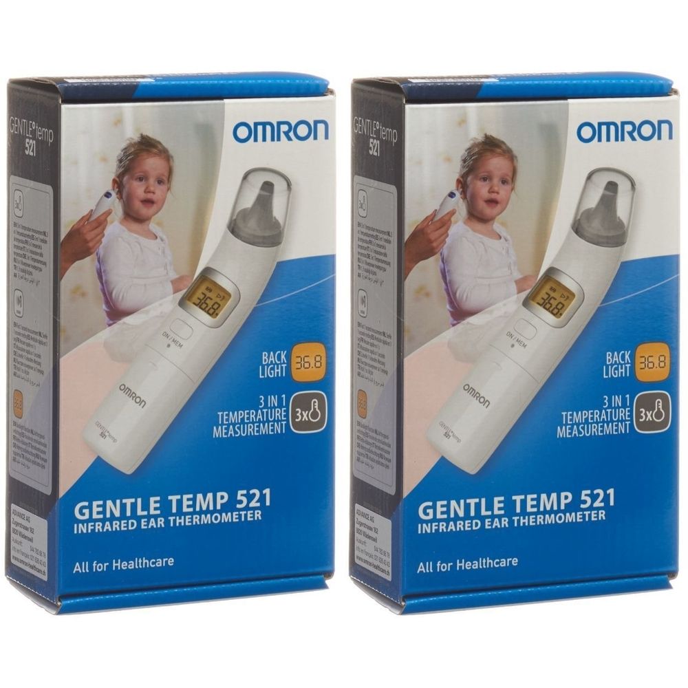 Zwei Packungen des Omron Gentle Temp 521 Ohrthermometers. Auf der Verpackung ist ein Thermometer abgebildet, das an einem Kind verwendet wird.