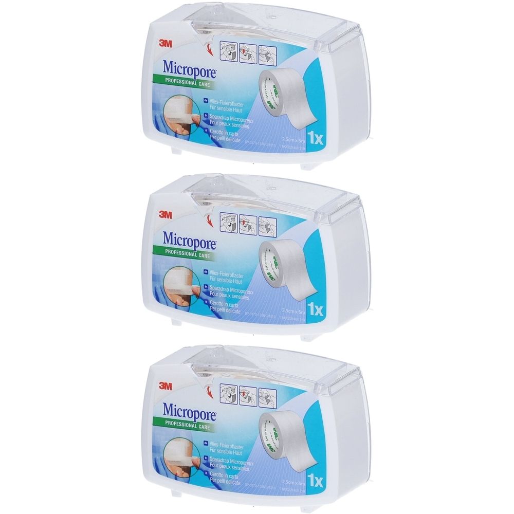 Trois boîtes blanches de pansement 3M Micropore. Chaque boîte contient un rouleau de pansement et l'inscription "1x".
