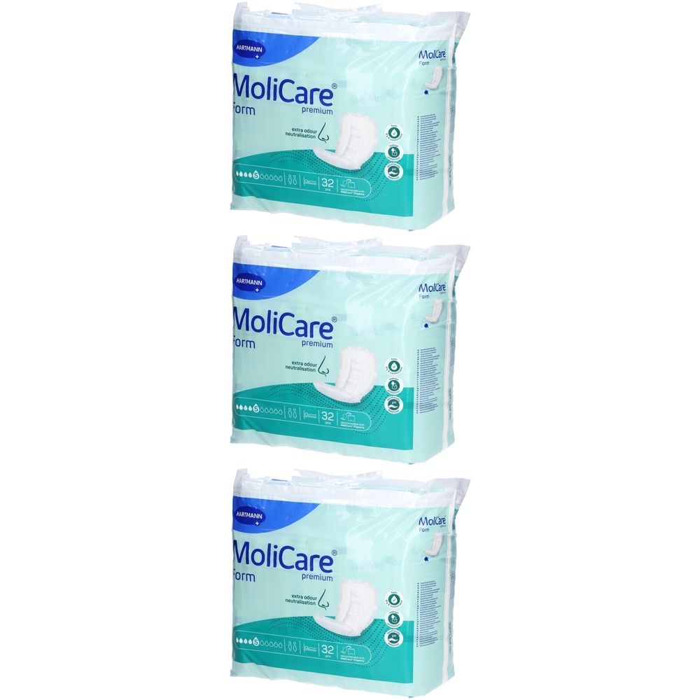 Trois paquets de MoliCare Premium Form. Chaque paquet affiche le produit et la marque. L'emballage est bleu et blanc.