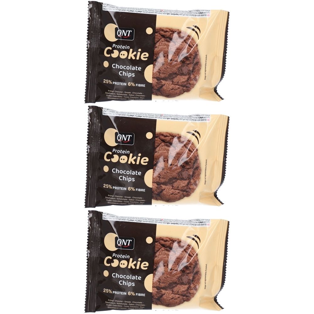 Drei verpackte Protein-Cookies mit Schokoladenstückchen. Auf der Verpackung steht "QNT Protein Cookie".