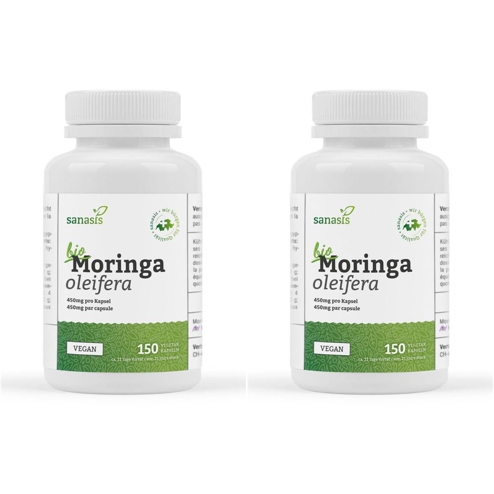 Zwei weiße Flaschen mit Sanasis Bio Moringa oleifera Kapseln. Aufschrift: Vegan, 150 Kapseln. Grüner Streifen.