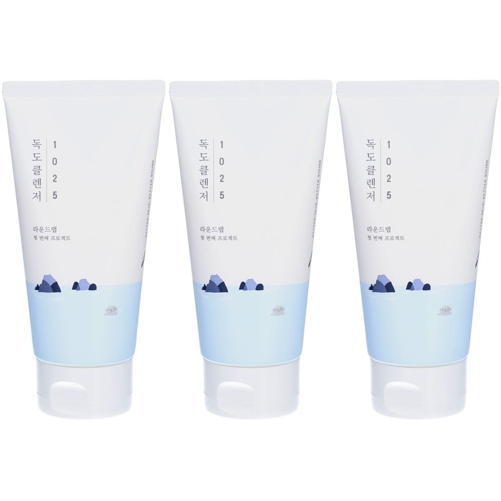 Drei Tuben mit weißem Hintergrund. Auf jeder Tube steht in koreanischen Schriftzeichen "1025 Dokdo Cleanser".