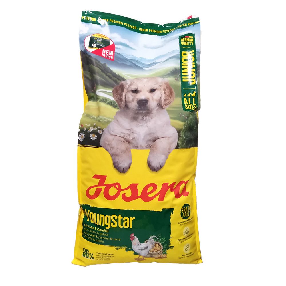 Gelber Futtersack mit Welpen-Abbildung. Aufschrift: Josera Youngstar, Junior. Enthält Huhn & Kartoffeln. Getreidefrei.