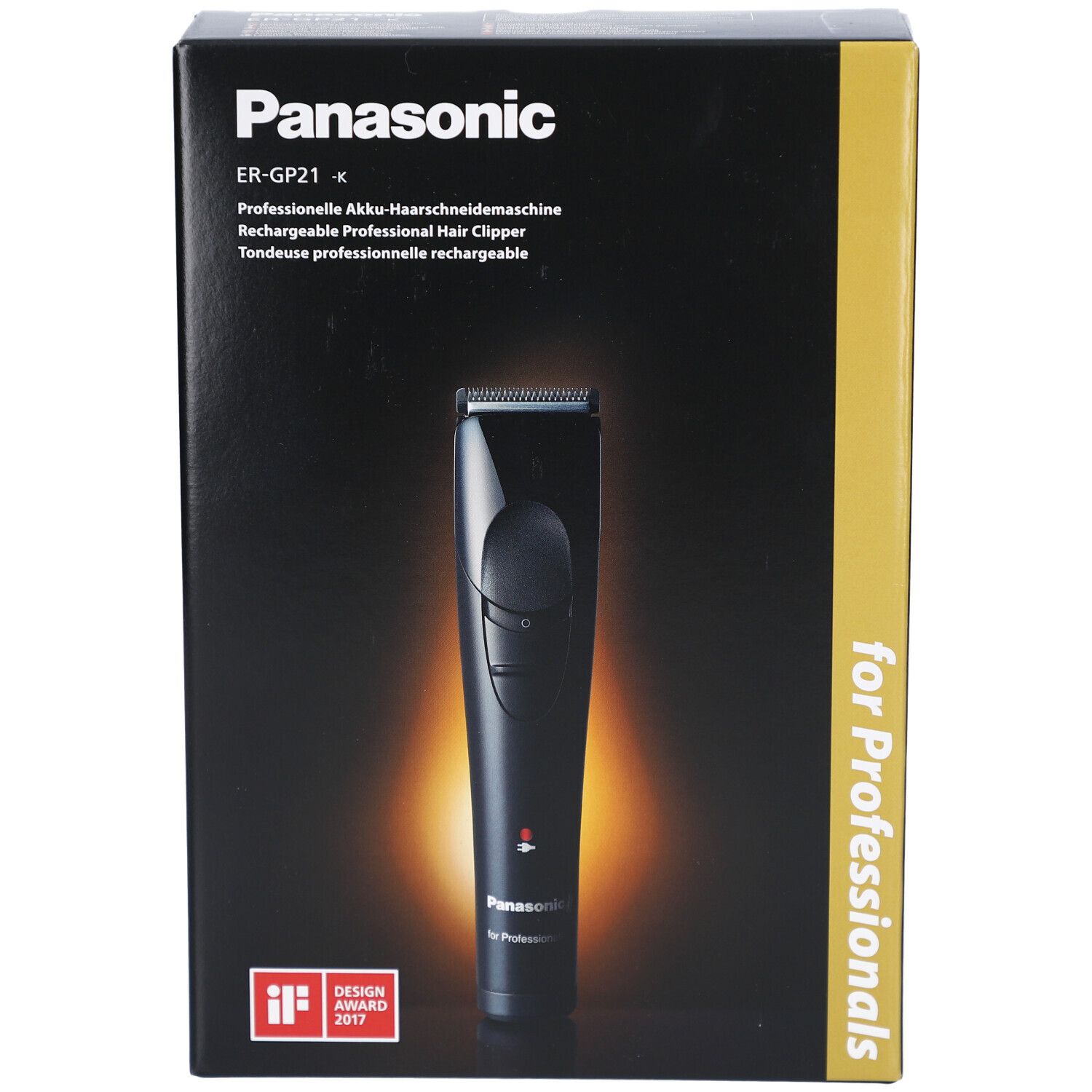 Schwarze Produktverpackung mit Panasonic-Logo und Haarschneidemaschine-Abbildung. Text: ER-GP21, für Profis. iF Design Award 2017.