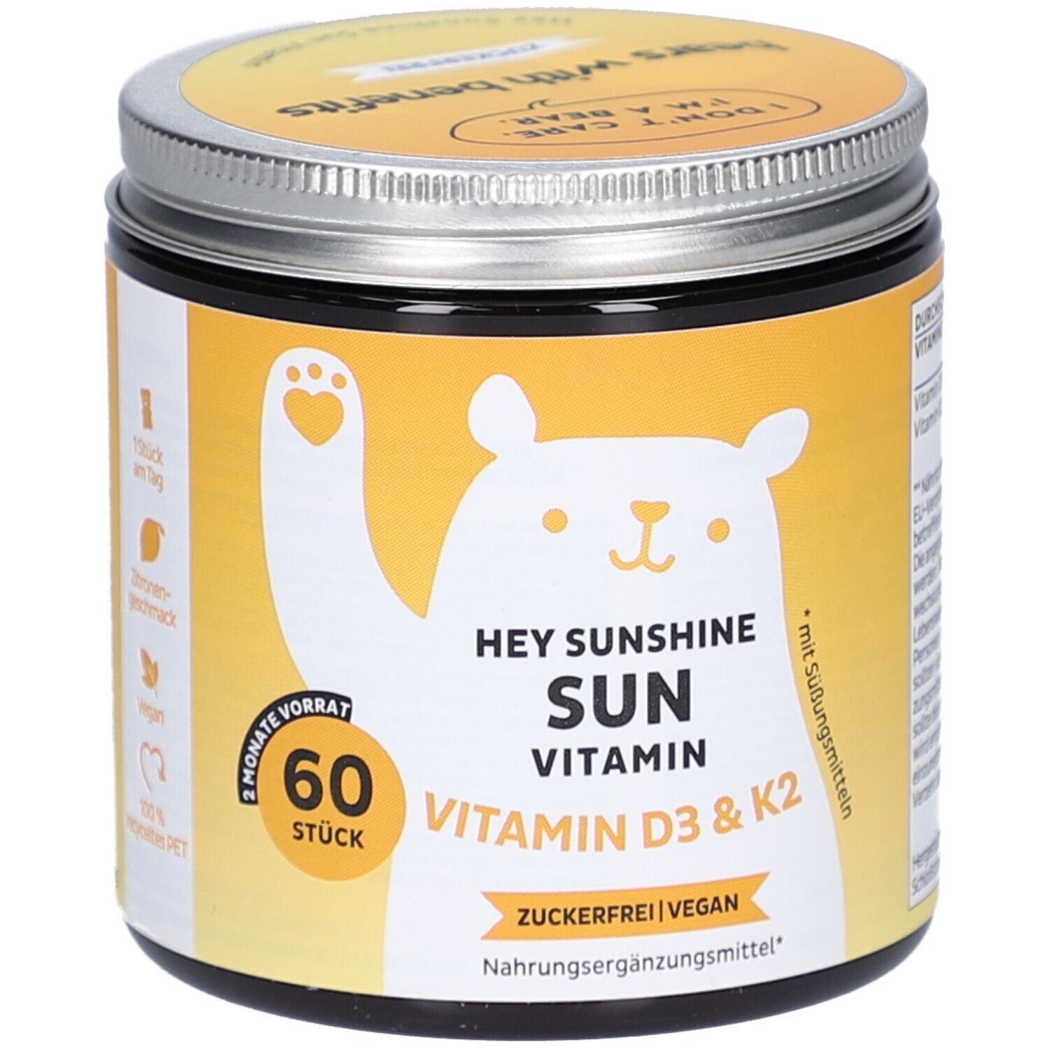 Gelbes Glas mit Deckel. Aufschrift: Hey Sunshine Sun Vitamin D3 & K2. 60 Stück. Vegan. Zuckerfrei. Bär-Illustration.