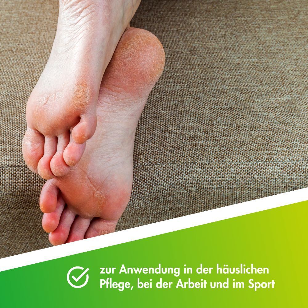 Füße mit trockener, rissiger Haut. Text: Zur Anwendung in der häuslichen Pflege, bei der Arbeit und im Sport.