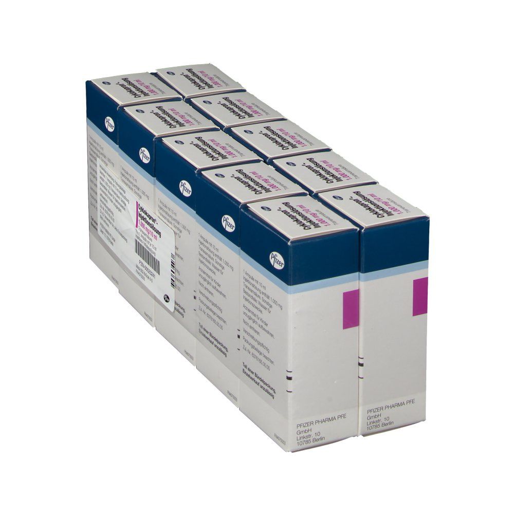 Mehrere Schachteln CYKLOKAPRON Injektionslösung. Verpackung mit blau-weißem Design, rosa Akzenten und Pfizer-Logo. Ansicht von der Seite.