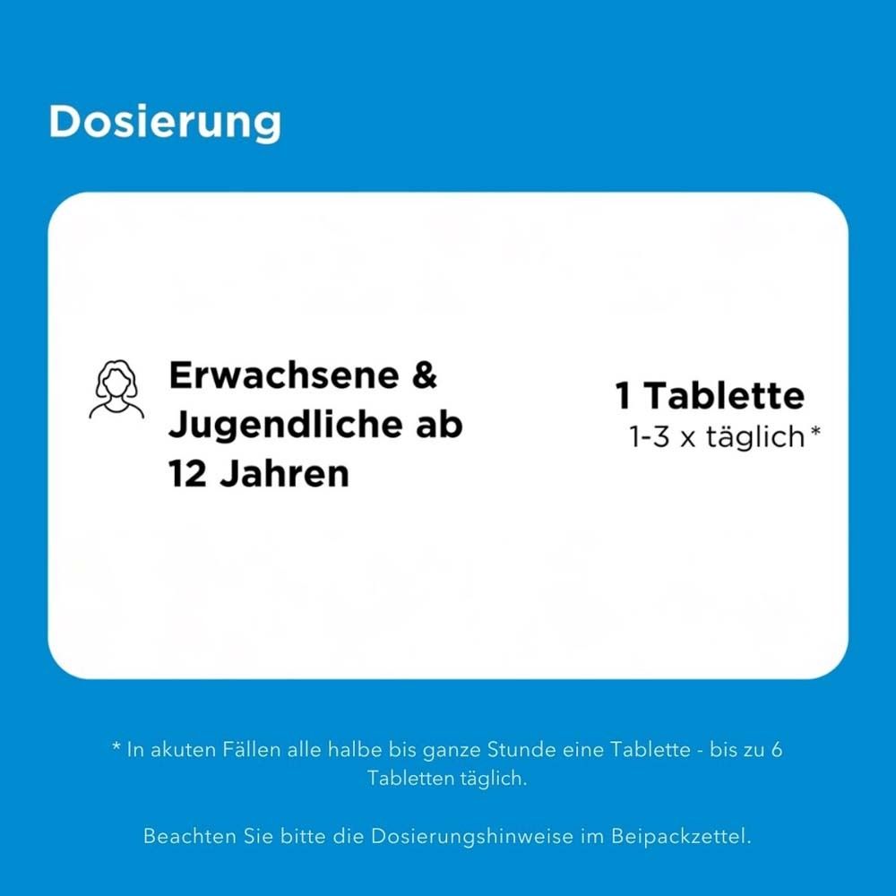Blauer Hintergrund mit Text. Text: Dosierung, Erwachsene & Jugendliche ab 12 Jahren, 1 Tablette 1-3 x täglich.
