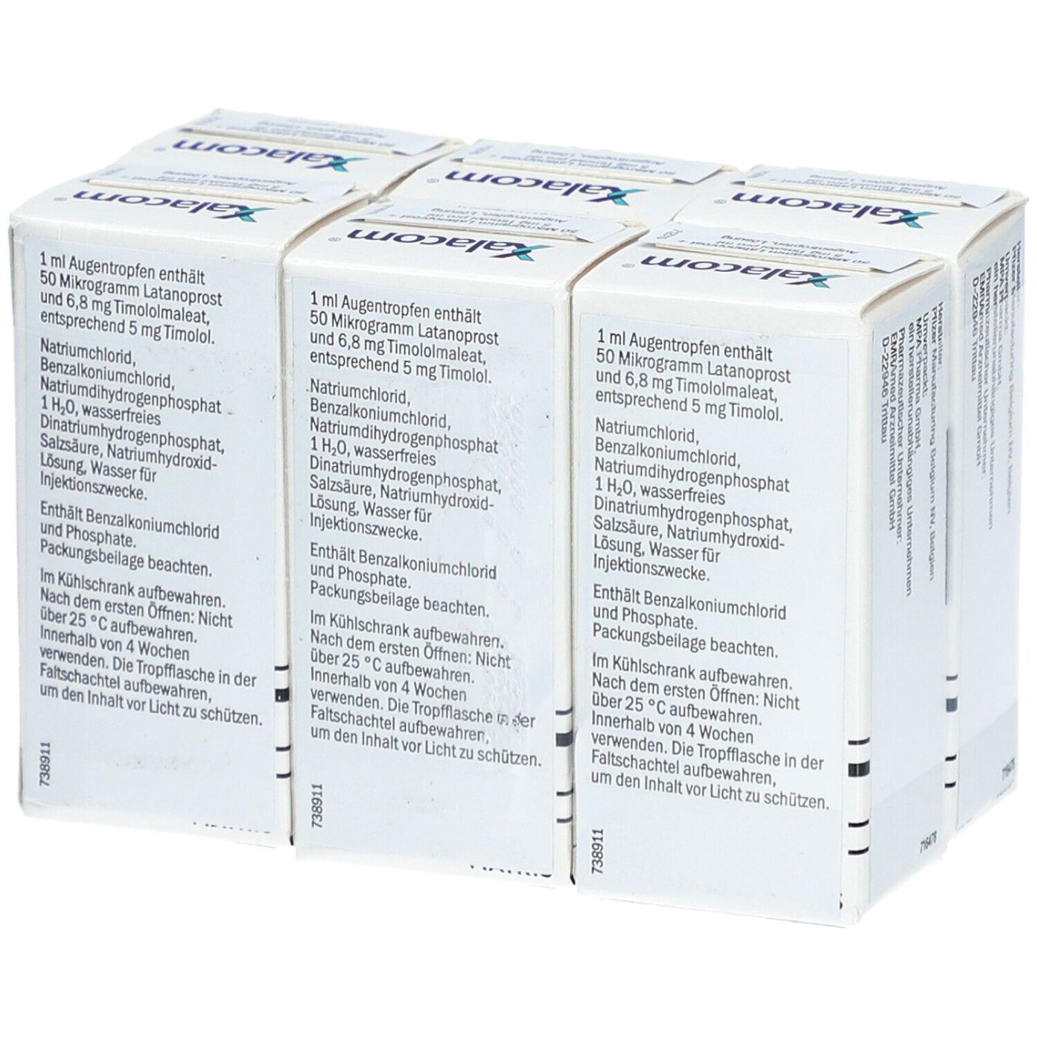 Sechs Schachteln Xalacom Augentropfen. Aufdrucke: 1 ml Augentropfen, Inhaltsstoffe, Aufbewahrungshinweise, Chargennummer.