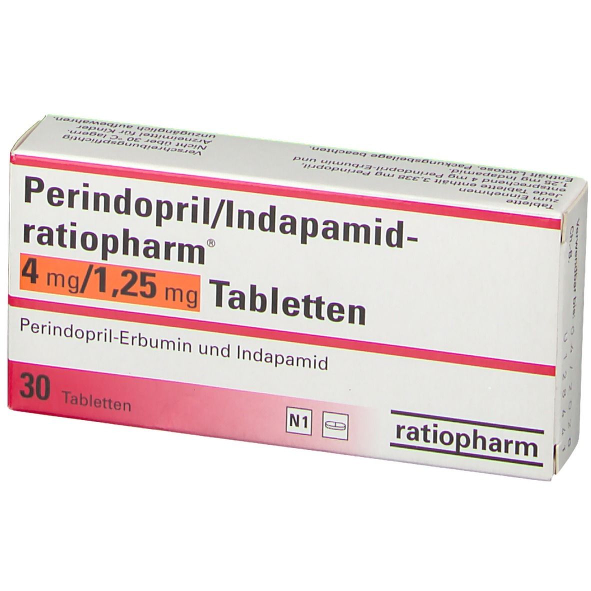 Schachtel mit Perindopril/Indapamid-ratiopharm Tabletten. Aufschrift: 4 mg/1,25 mg, 30 Tabletten. Marke ratiopharm.